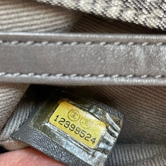 💕Chanel New Travel Line Tote - Picture 3 of 15